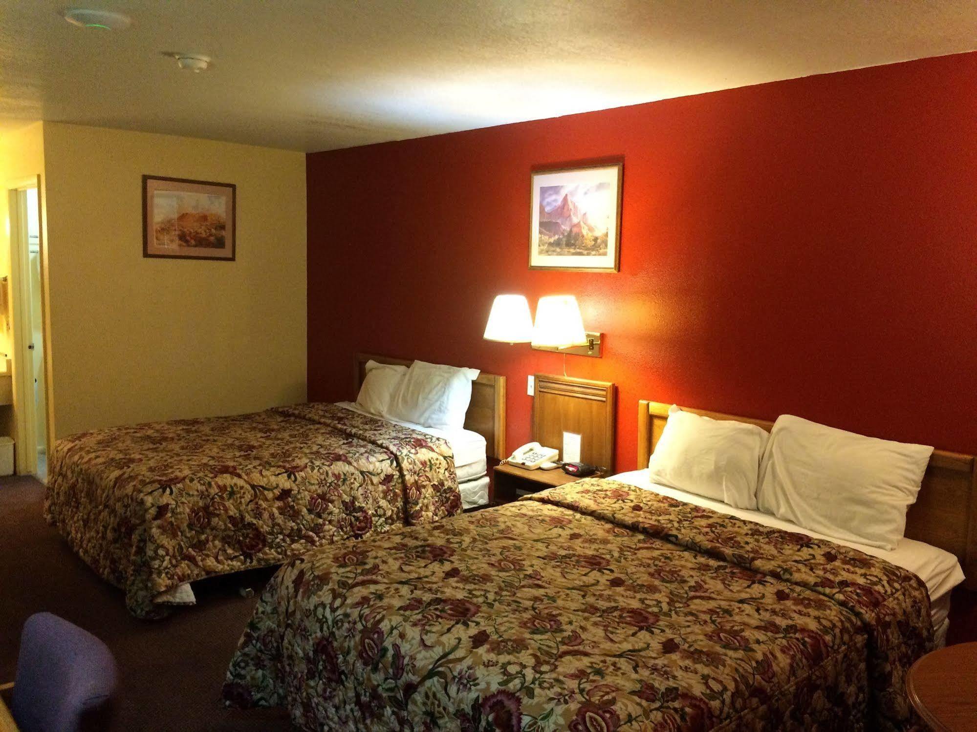 Rodeway Inn St George North - Near Pioneer Park Saint George Extérieur photo