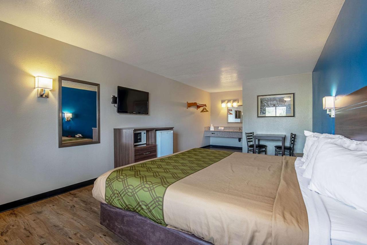 Rodeway Inn St George North - Near Pioneer Park Saint George Extérieur photo